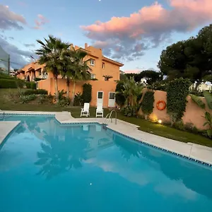  Habitación en casa particular Deluxe In Royal Cabopino Townhouse