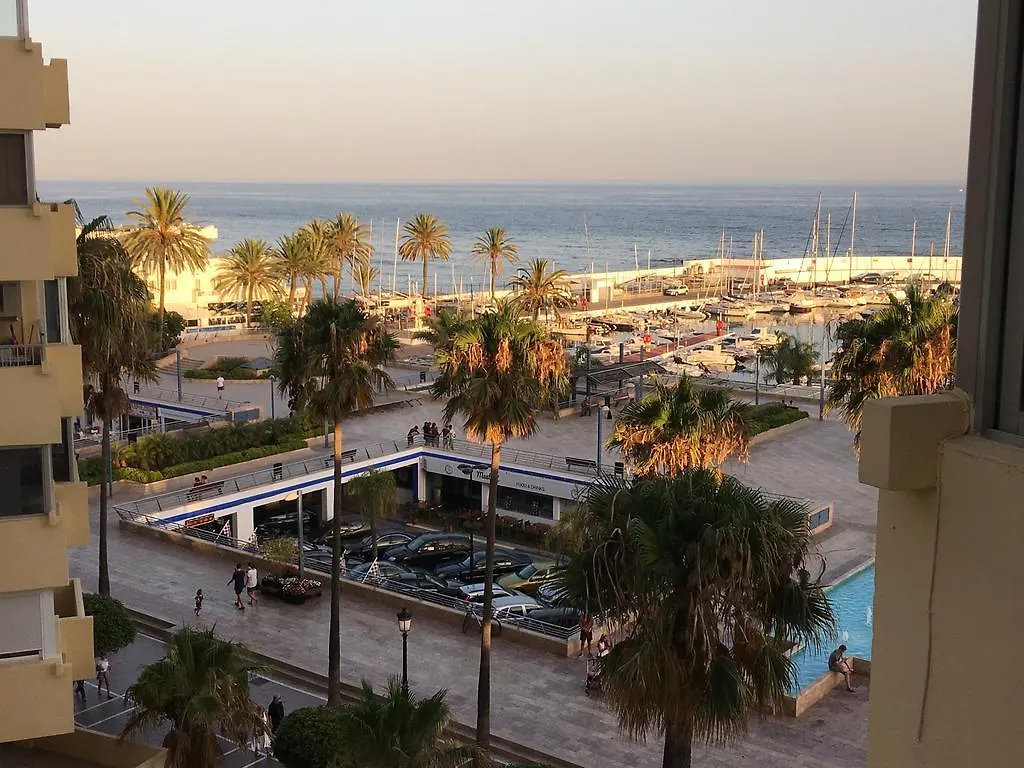 Marbella 2000 Elegant Apartment 0*,  Spain